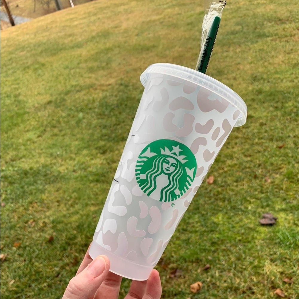 White cheetah cup